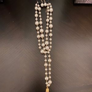 Long pearl necklace with earrings